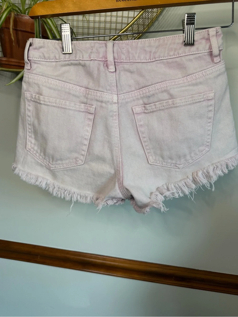 PacSun light pink